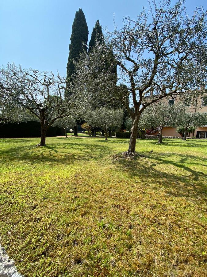Апартаменты Welcome Traveller Residenza San Severo Бардолино Экстерьер фото
